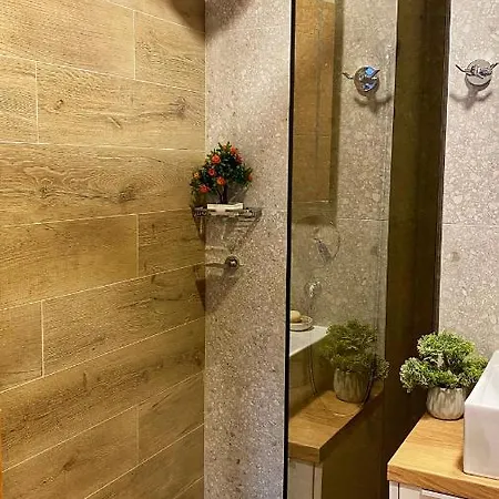 La Vista Apartment *